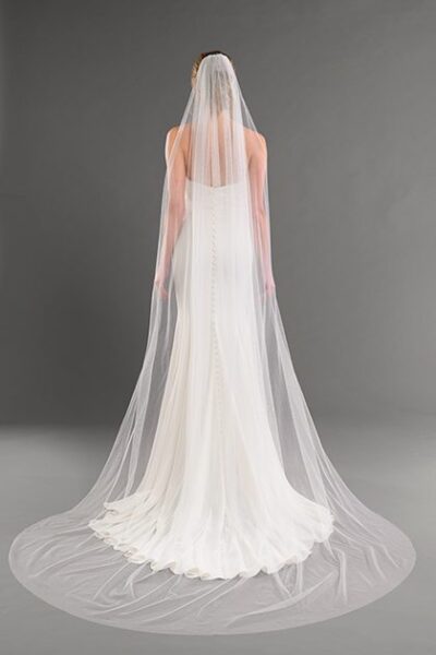 Soft tulle veil